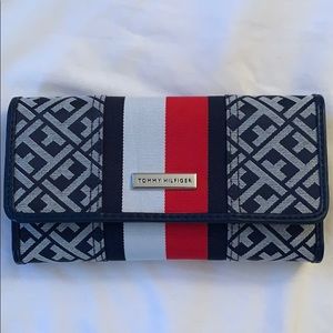 Tommy Hilfiger Wallet